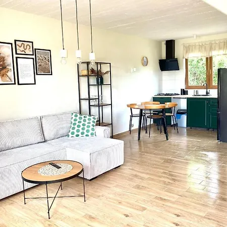 Fajne Lodge *